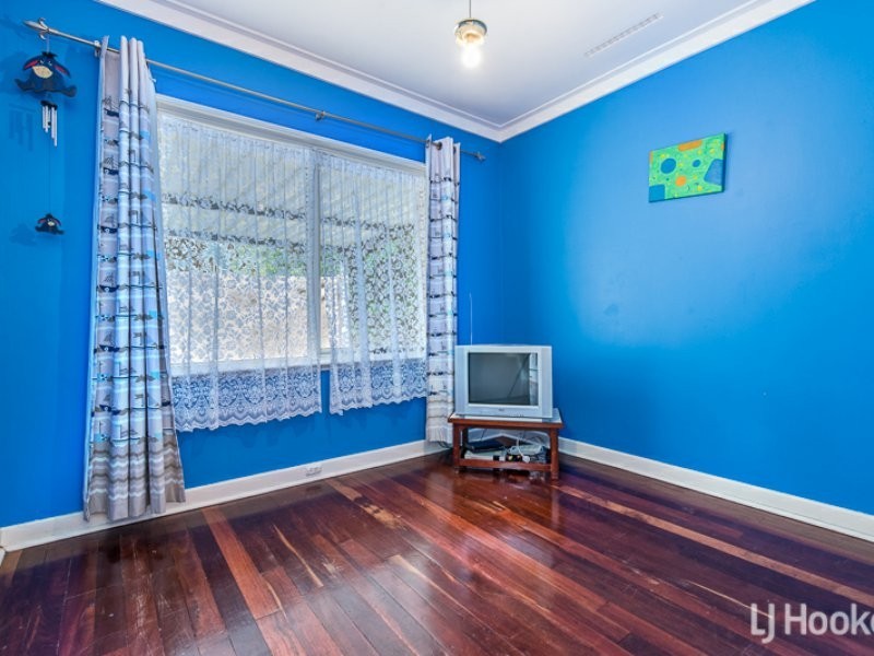 10 Manston Road, Thornlie WA 6108