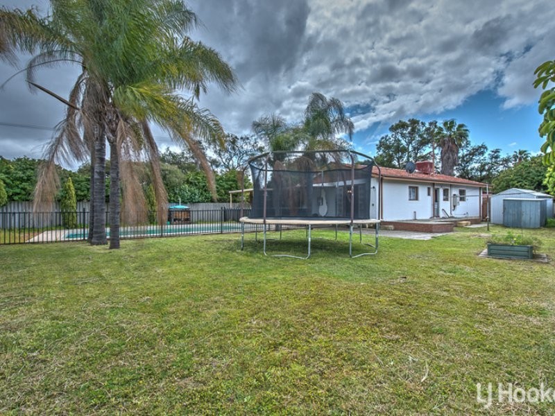 10 Manston Road, Thornlie WA 6108