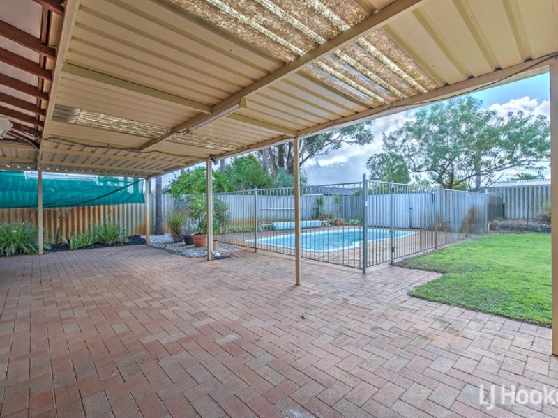 4 Grundy Way, Thornlie WA 6108