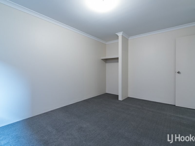 13/2 Briza Lane, Forrestfield WA 6058