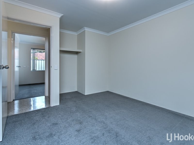 13/2 Briza Lane, Forrestfield WA 6058
