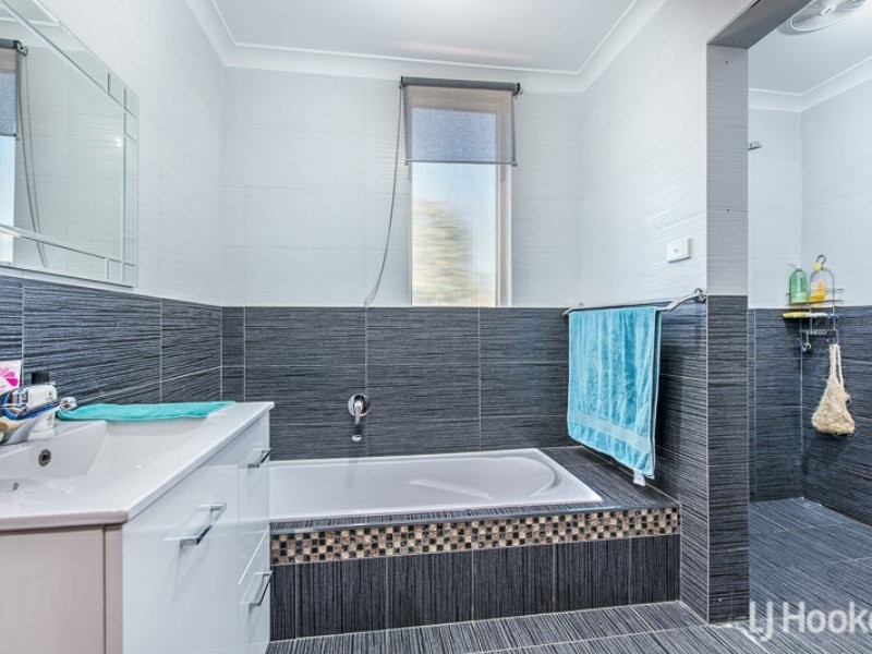 46 Kelton Way, Thornlie WA 6108