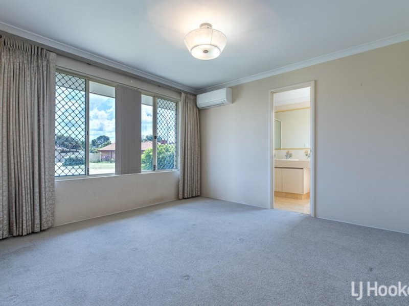 11 Magenta Close, Thornlie WA 6108