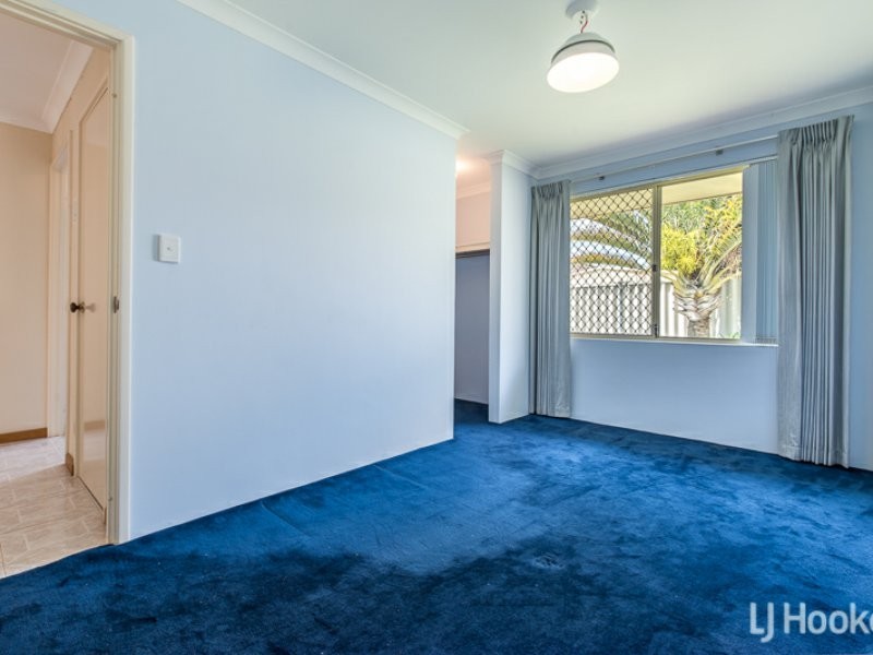 11 Magenta Close, Thornlie WA 6108