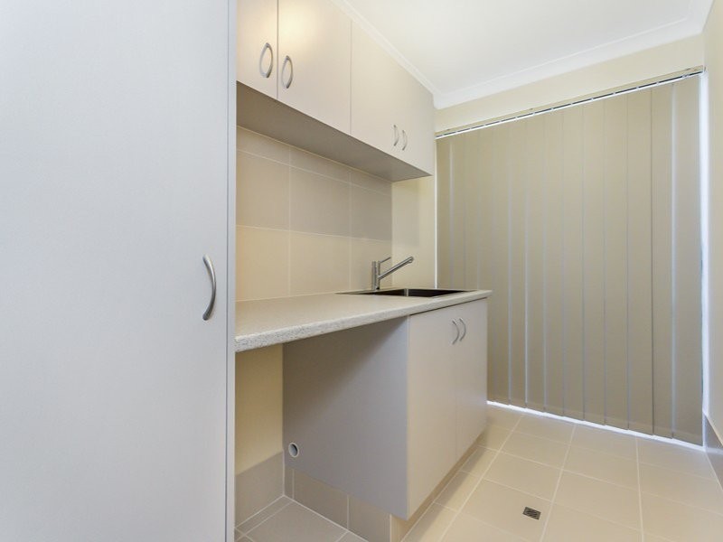 25 Haywire Avenue, Whitby WA 6123