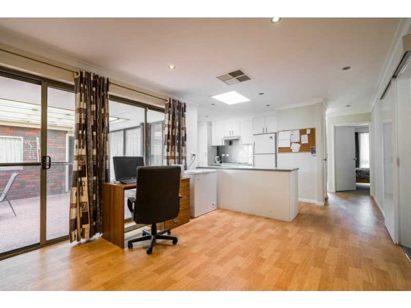 16 Ailsworth Court, Thornlie WA 6108