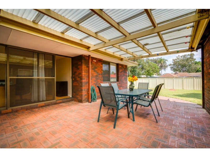 16 Ailsworth Court, Thornlie WA 6108