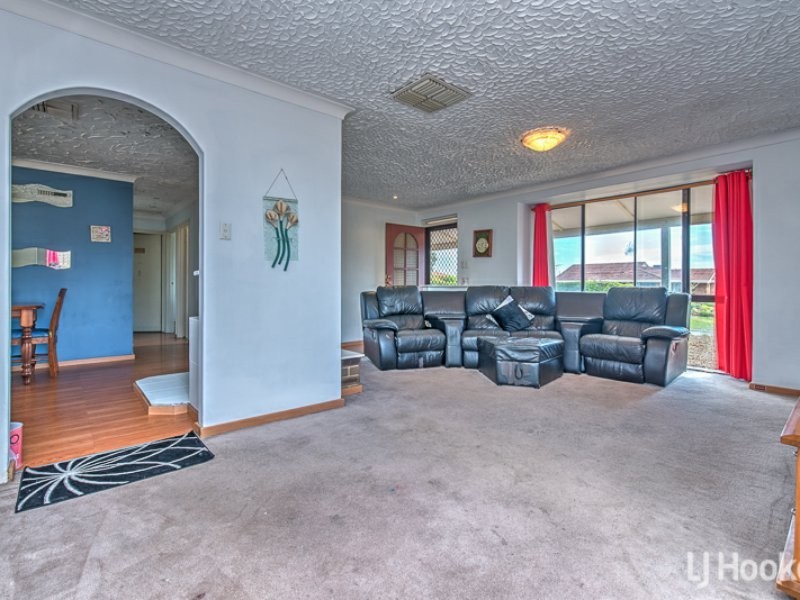 10 Explorer Drive, Thornlie WA 6108