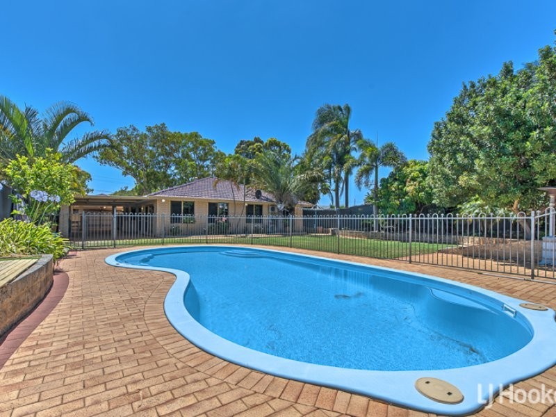 19 Glenbrook Road, Thornlie WA 6108