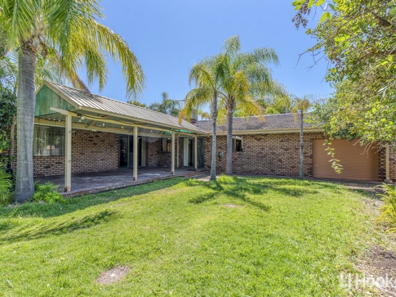 12 Pembury Road, Thornlie WA 6108