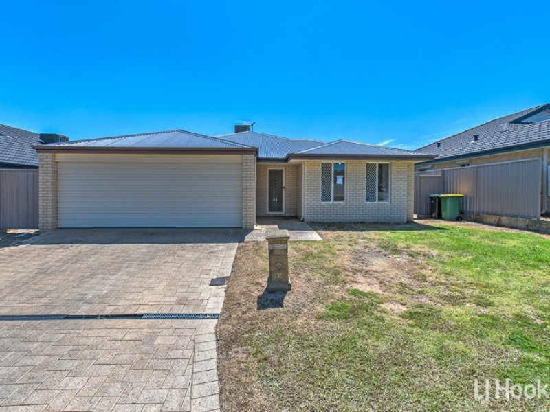 53 Chiltern Avenue, Brookdale WA 6112
