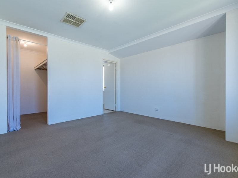 53 Chiltern Avenue, Brookdale WA 6112