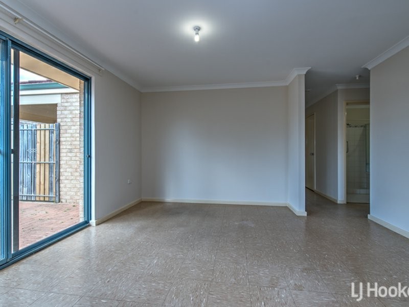 8 Villefort Avenue, Ellenbrook WA 6069