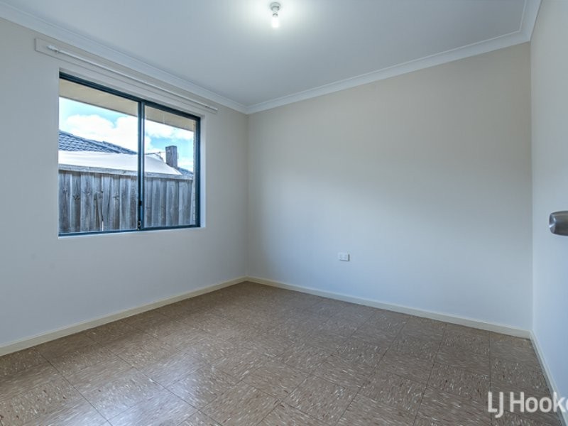8 Villefort Avenue, Ellenbrook WA 6069