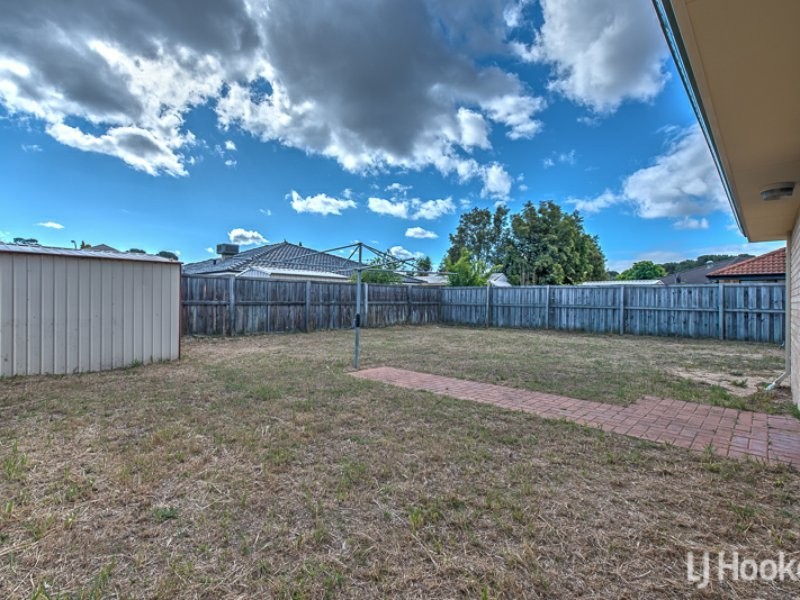 8 Villefort Avenue, Ellenbrook WA 6069