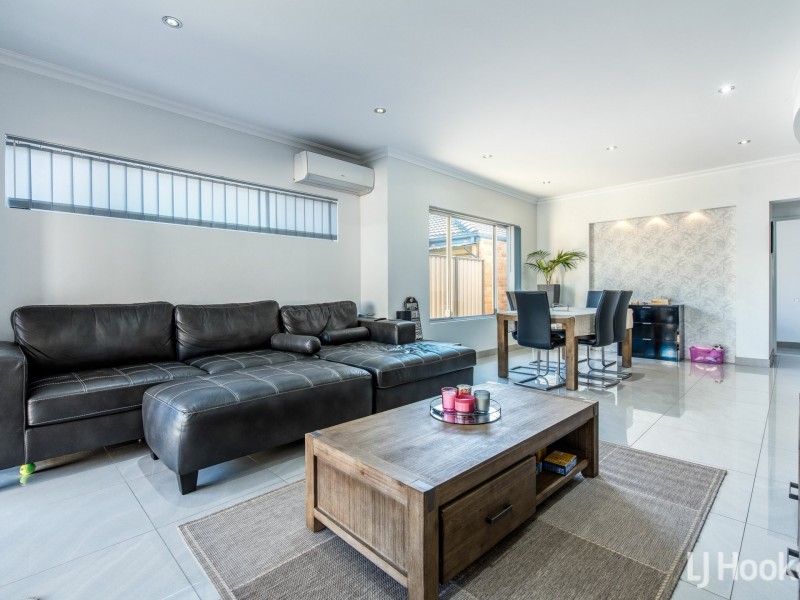 7 Hopkins Court, Southern River WA 6110