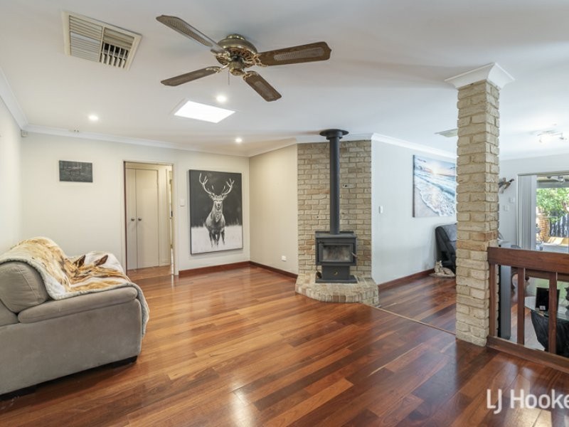 19 Lakeside Drive, Thornlie WA 6108