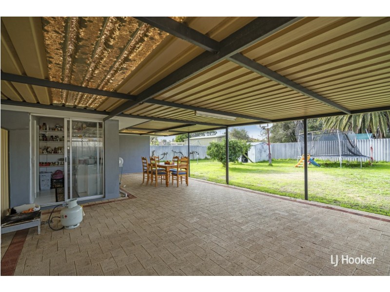 132 Southern River Road, Gosnells WA 6110