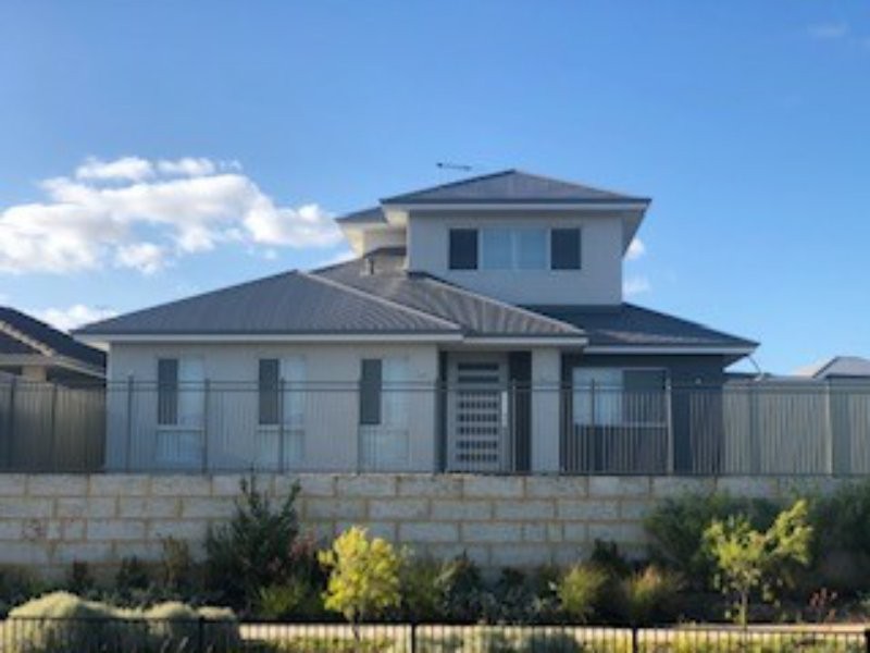 12 Bate Close, Piara Waters WA 6112