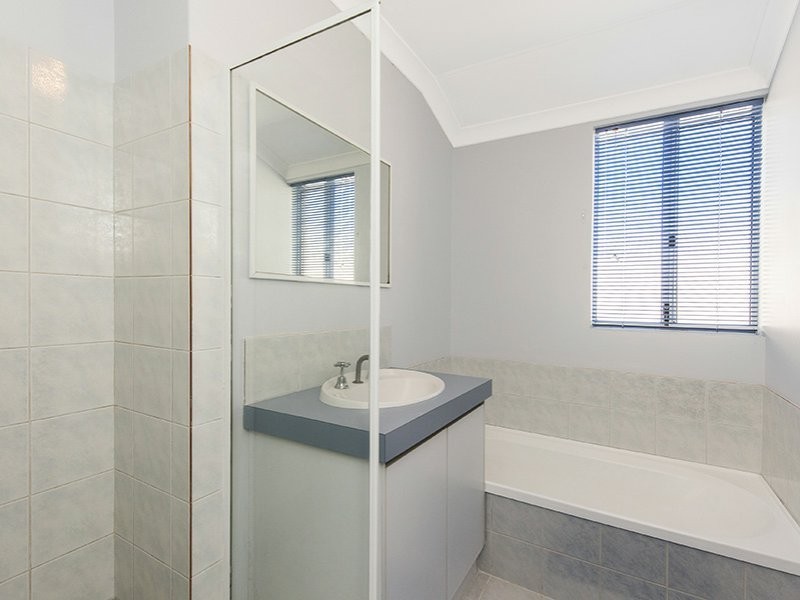 156 Harpenden Street, Huntingdale WA 6110