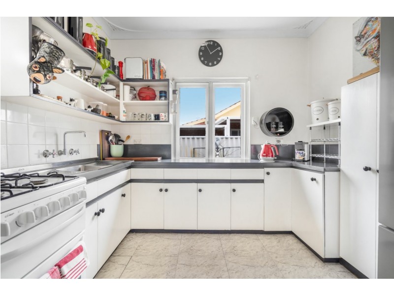 22 Wynyard Way, Thornlie WA 6108
