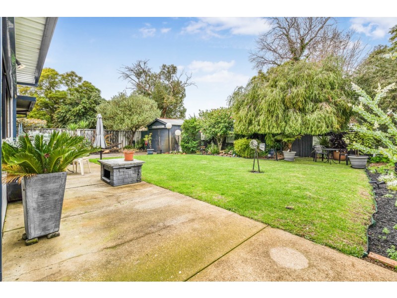 22 Wynyard Way, Thornlie WA 6108