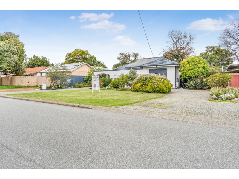 22 Wynyard Way, Thornlie WA 6108