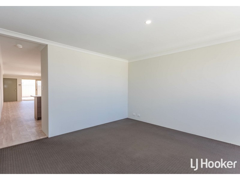 18 Holmes Street, Southern River WA 6110