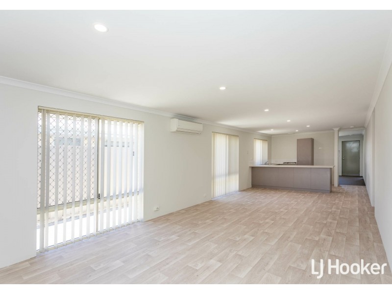 18 Holmes Street, Southern River WA 6110