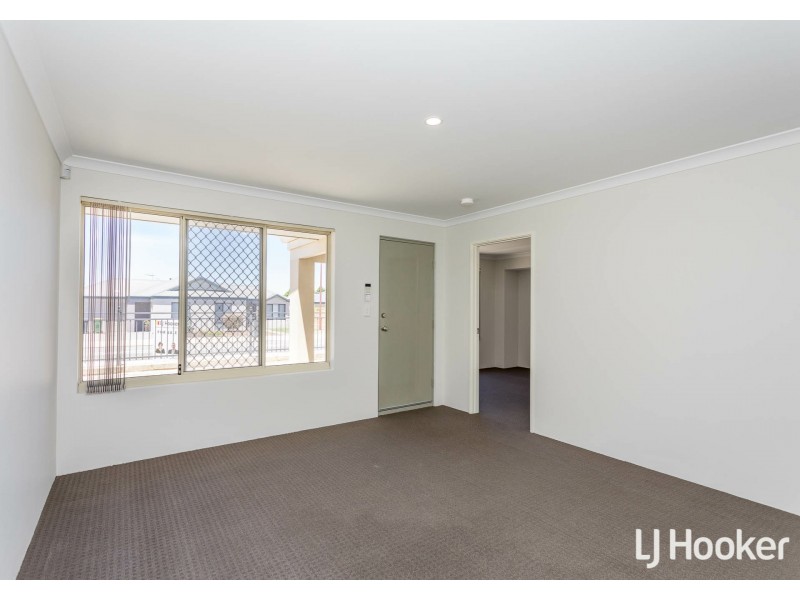 18 Holmes Street, Southern River WA 6110