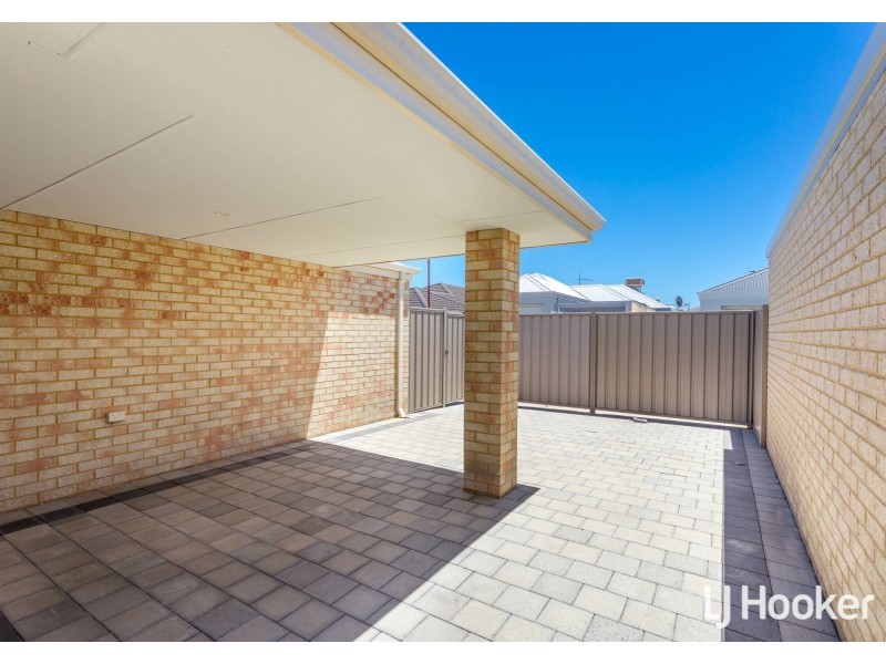 18 Holmes Street, Southern River WA 6110
