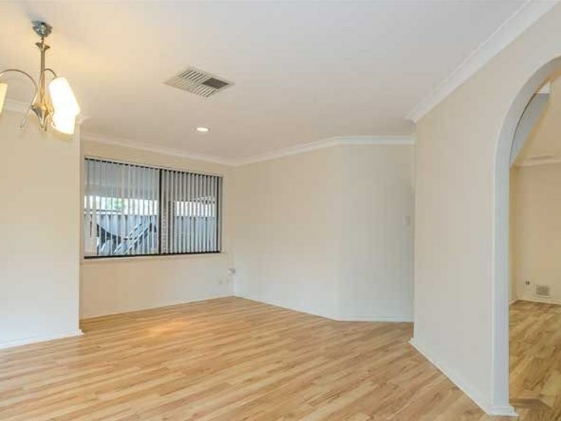 4 Swingler Way, Gosnells WA 6110