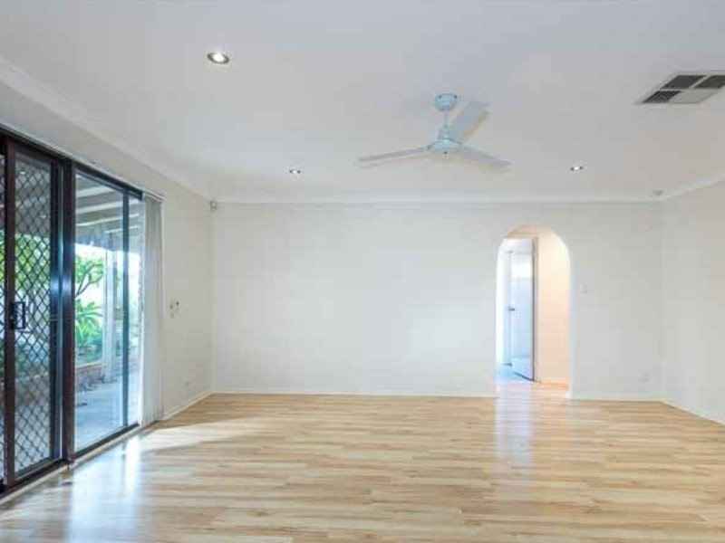 4 Swingler Way, Gosnells WA 6110