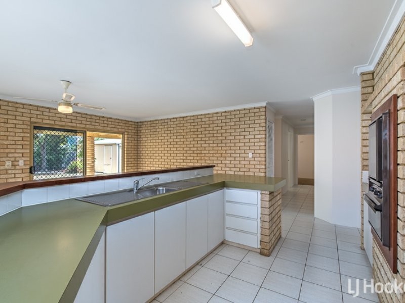64 Discovery Drive, Thornlie WA 6108