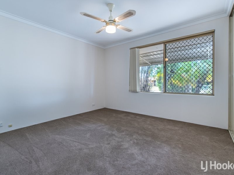 64 Discovery Drive, Thornlie WA 6108