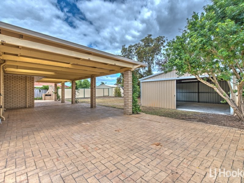 64 Discovery Drive, Thornlie WA 6108