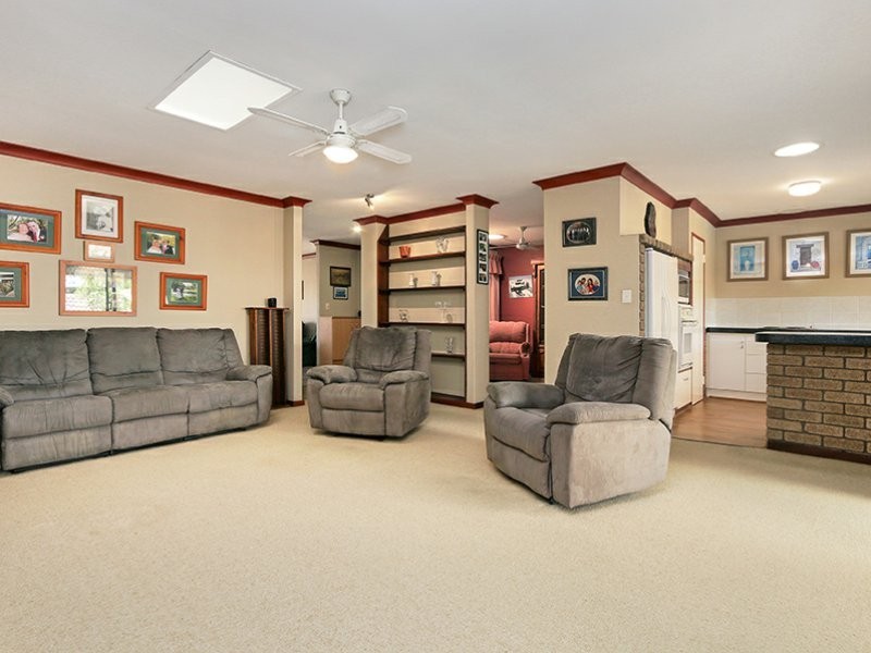 32 Hillegine Court, Gosnells WA 6110