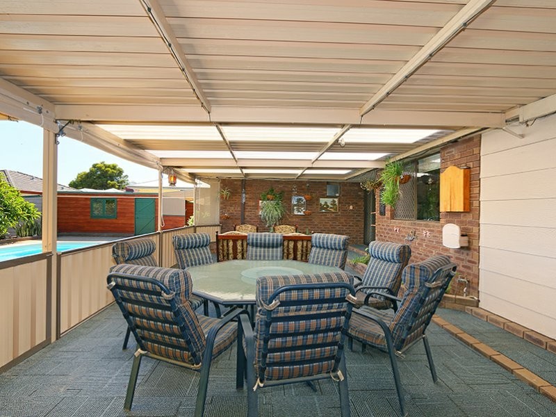 32 Hillegine Court, Gosnells WA 6110