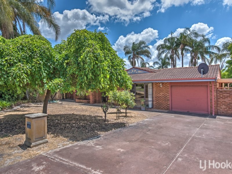14 Bottlebrush Drive, Thornlie WA 6108