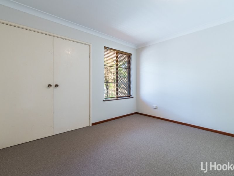 14 Bottlebrush Drive, Thornlie WA 6108