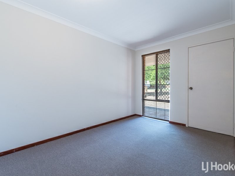 14 Bottlebrush Drive, Thornlie WA 6108