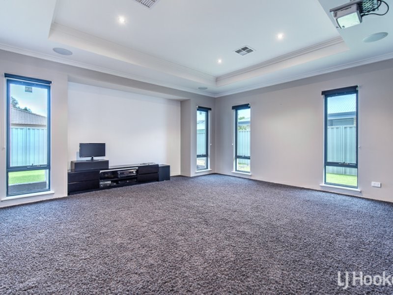 30 Whittaker Turn, Piara Waters WA 6112