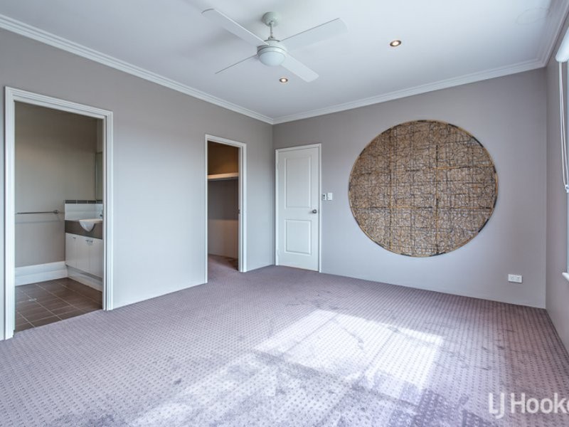 30 Whittaker Turn, Piara Waters WA 6112