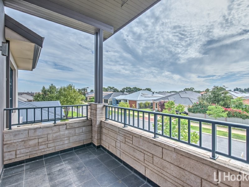 30 Whittaker Turn, Piara Waters WA 6112