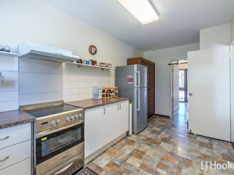 57 Belvedaire Way, Lynwood WA 6147