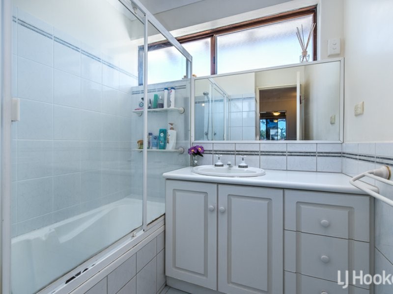 57 Belvedaire Way, Lynwood WA 6147