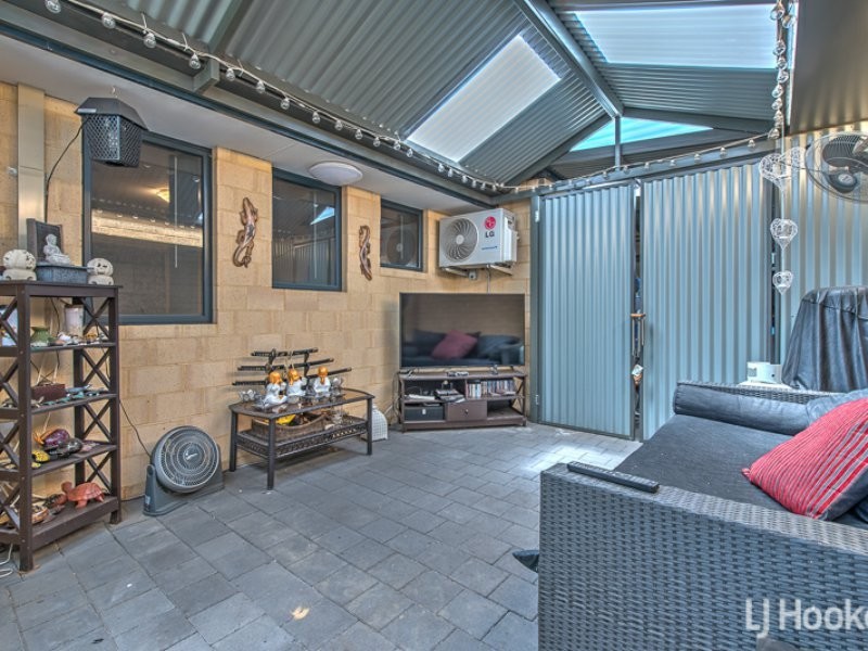 7 Cornforth Way, Piara Waters WA 6112