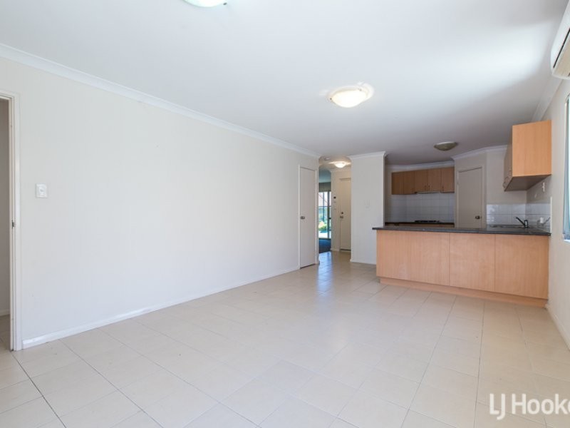 63/135 Challis Road, Seville Grove WA 6112