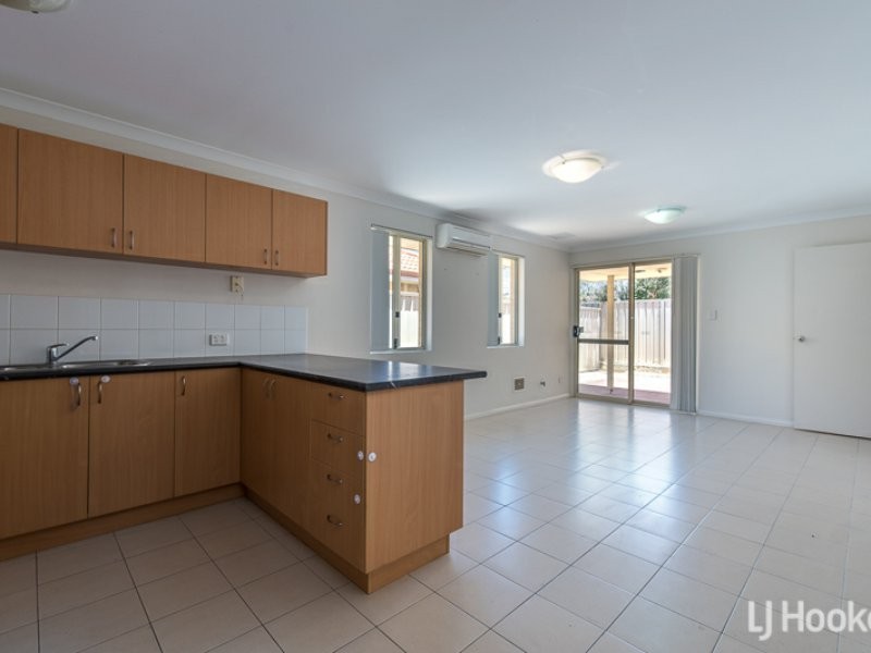 63/135 Challis Road, Seville Grove WA 6112