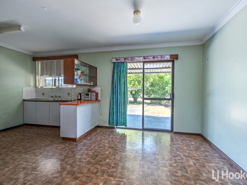 2062 Albany Highway, Maddington WA 6109